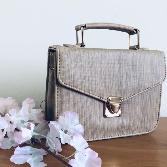 NWT Small Wallet for Young Girls - Picture 6 of 9